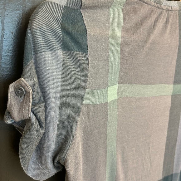 Burberry Brit M Plaid Gray Women's Top- shear effect good used condition - Picture 8 of 14